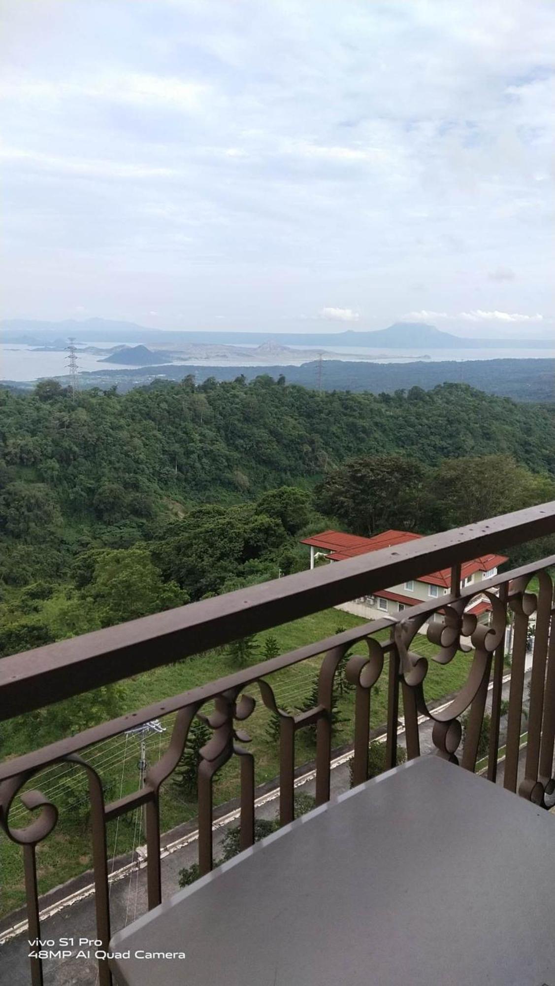 Splendido Tagagtay Taal Lake Staycation Free Parking Netflix No Free Pool Tagaytay City Eksteriør bilde