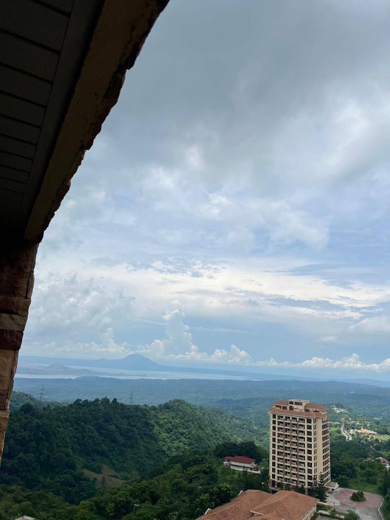 Splendido Tagagtay Taal Lake Staycation Free Parking Netflix No Free Pool Tagaytay City Eksteriør bilde