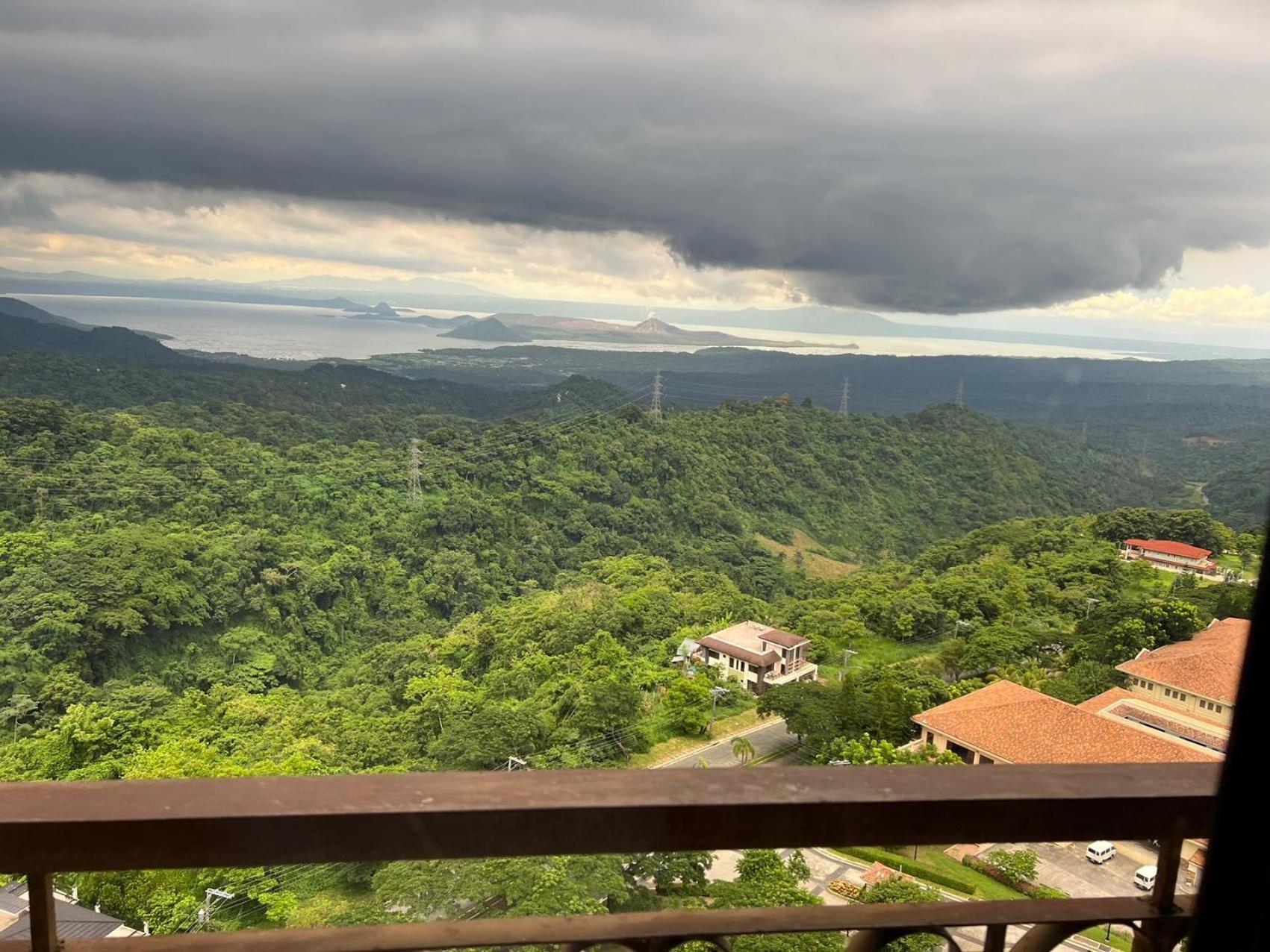 Splendido Tagagtay Taal Lake Staycation Free Parking Netflix No Free Pool Tagaytay City Eksteriør bilde